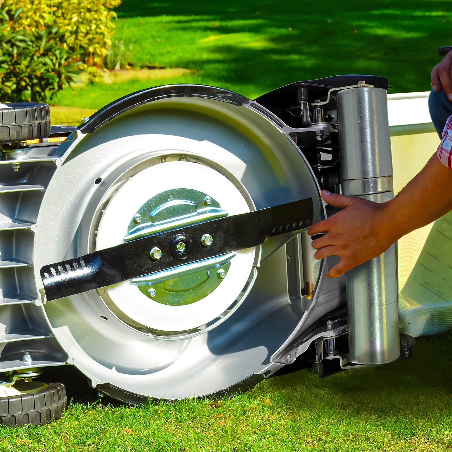 Cobra 19" Honda Rear Roller Mower