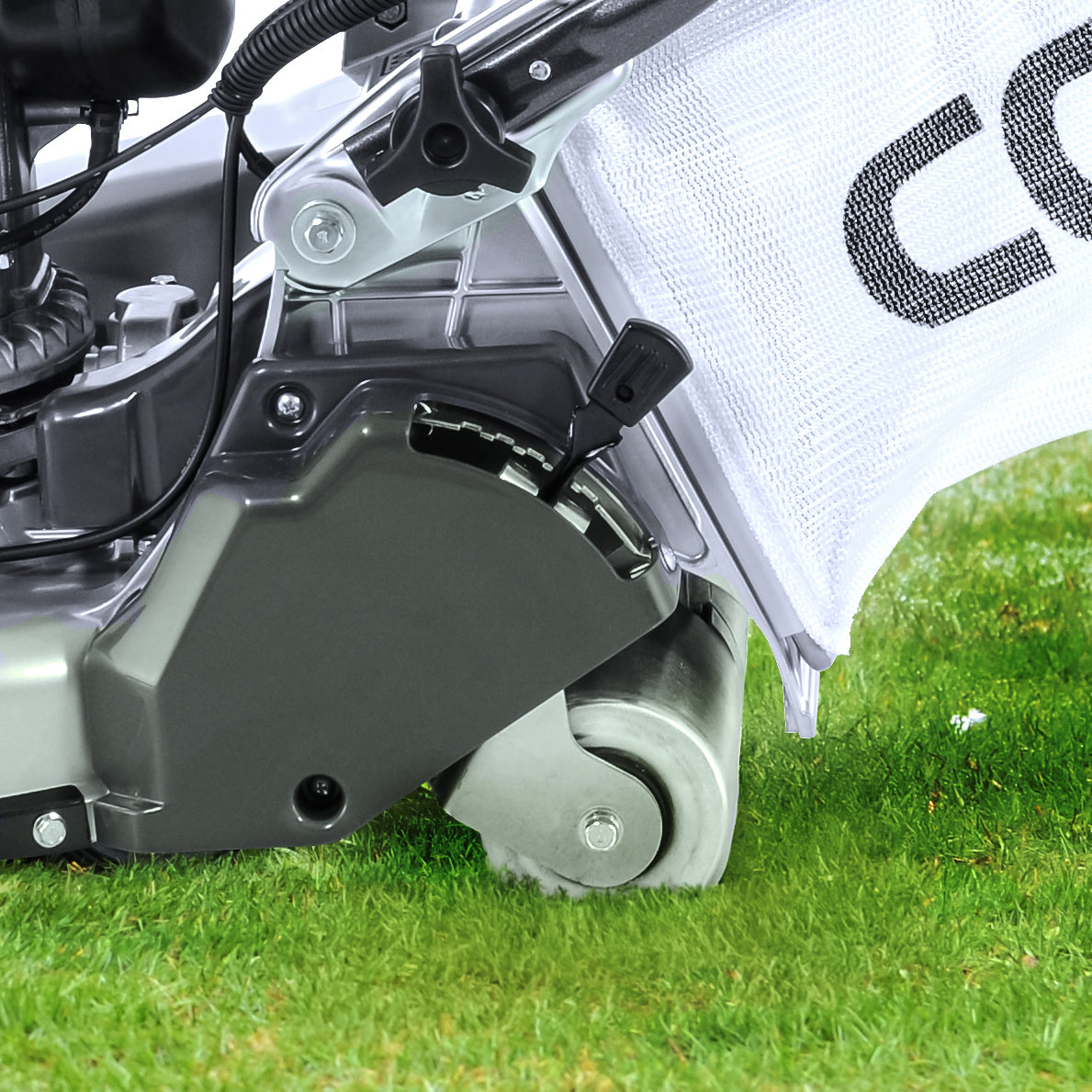 Cobra 19" Honda Rear Roller Mower