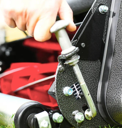 Cobra Fortis 20" Petrol Fine Turf